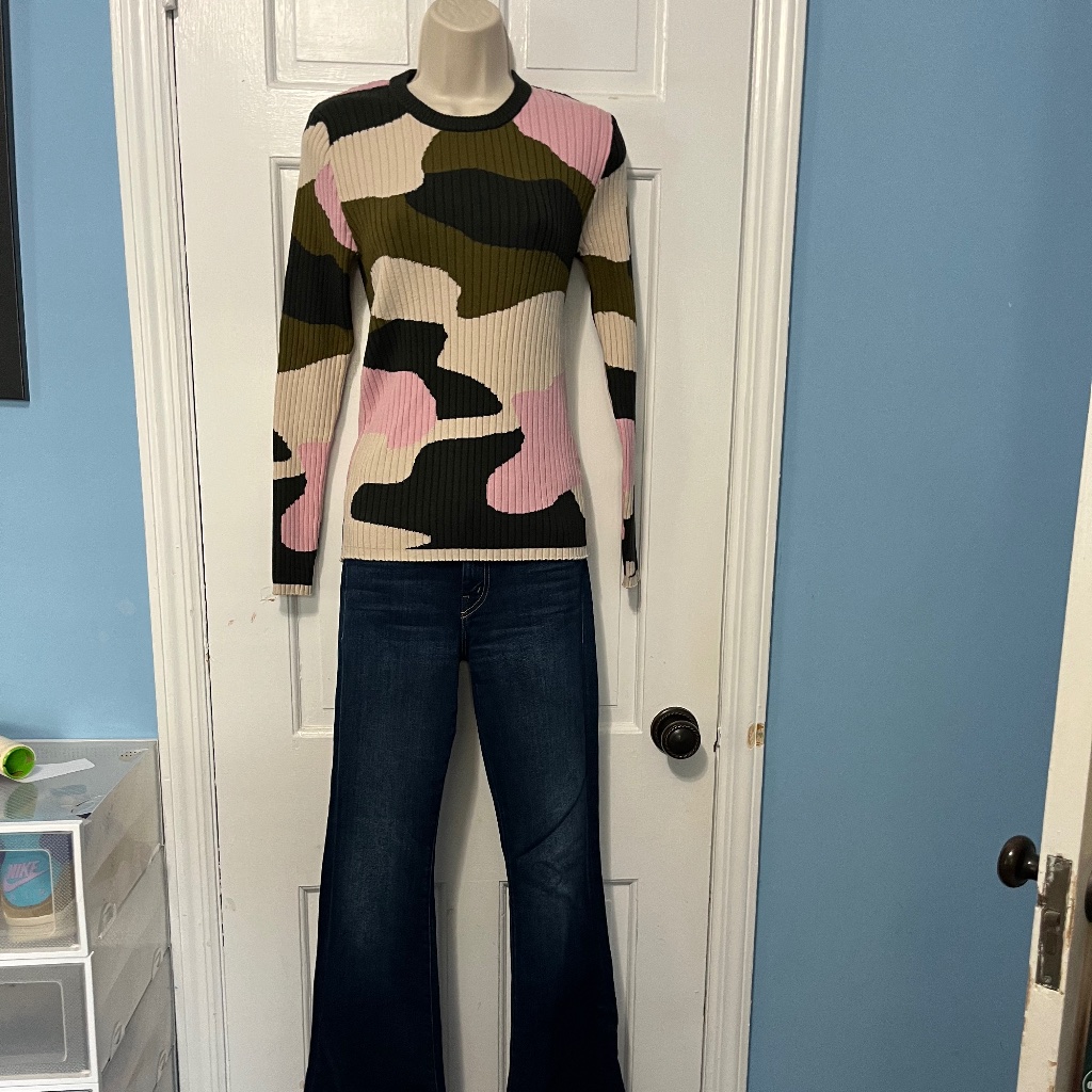 Nwt - Minnie Rose Pink Black Olive Green Multi Camo Ribbed Pullover Sweater M